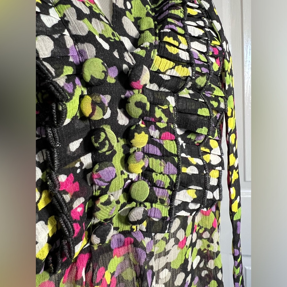 💫 Apostrophe short sleeve modest sheer ruffle front multicolor blouse - Picture 9 of 16